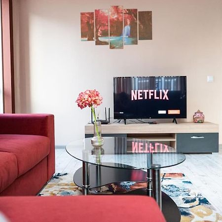 Modern & Bright 1Bd Apartment Near Main Square Φιλιππούπολη Εξωτερικό φωτογραφία