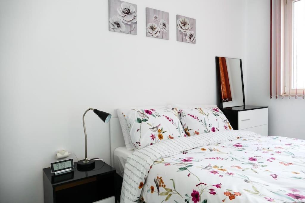 Modern & Bright 1Bd Apartment Near Main Square Φιλιππούπολη Εξωτερικό φωτογραφία